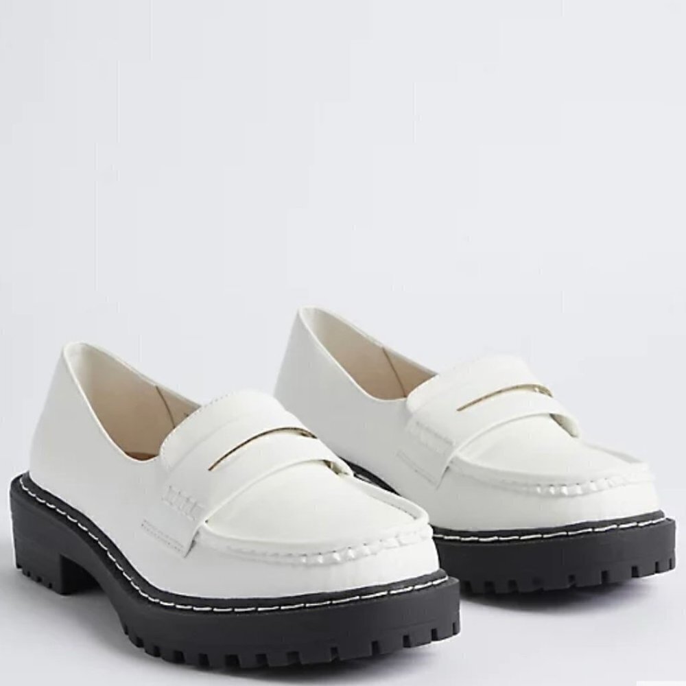 Torrid Womens New White Retro Y2K Faux Leather Chunky Lug Sole Loafers 10.5 Wide